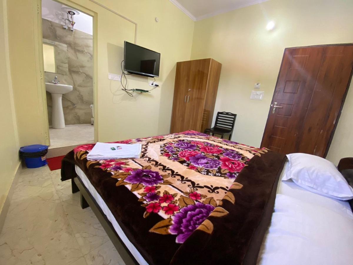 Hotel Govind Palace Rišikéš Exteriér fotografie